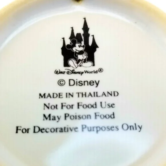 Walt Disney World Snow White “A kiss for Dopey" Mini Collectible Plate Ornament - Picture 4 of 6